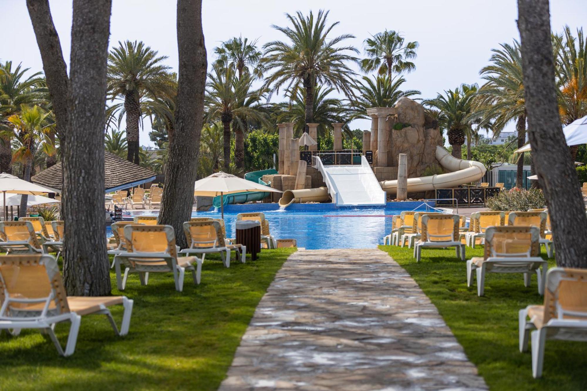 Sanguli Camping & Resort Салоу Екстериор снимка